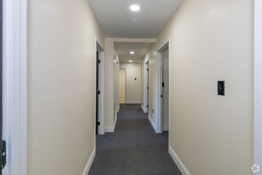 More Photos Of 3625 Mission Ave, Carmichael Medical For Lease