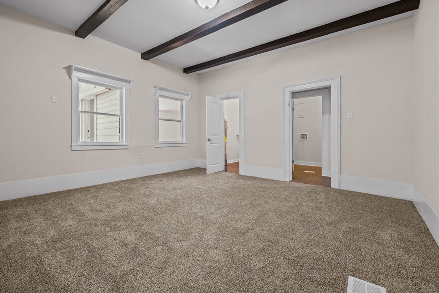 More Photos Of 11394 FM 2661, Tyler Multifamily For Sale