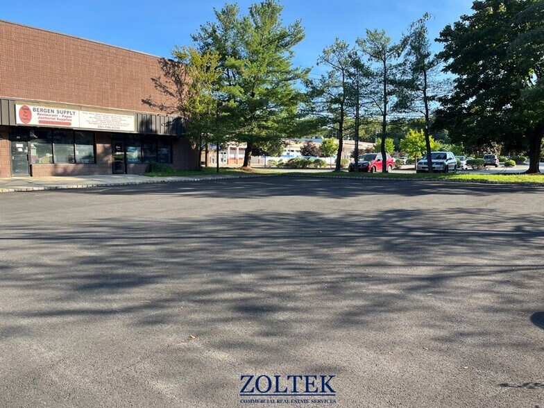 More Photos Of 153 N Kinderkamack Rd, Montvale Freestanding For Sale