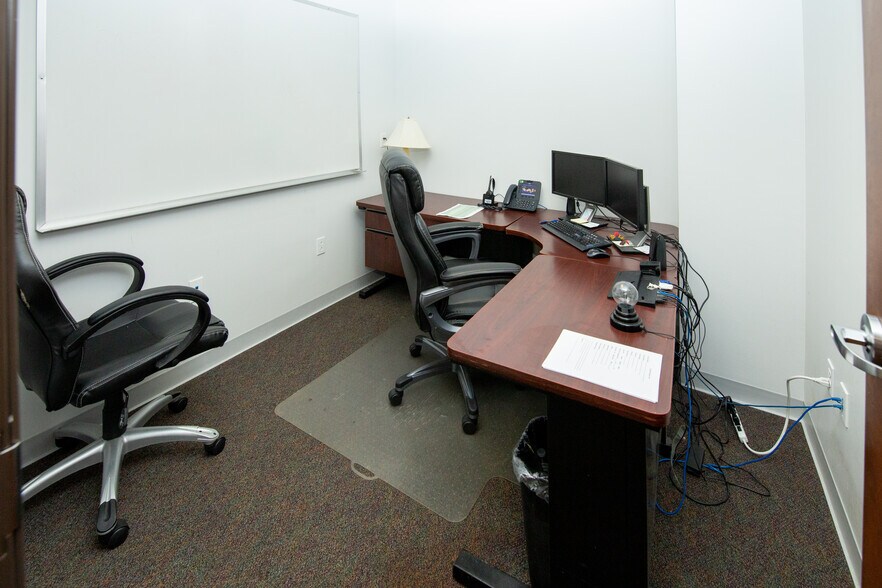 More Photos Of 4003 Out Look Dr, Hurricane Office For Sale