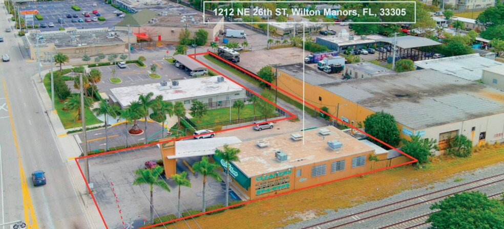 Primary Photo Of 1212 NE 26th St, Wilton Manors Freestanding For Sale