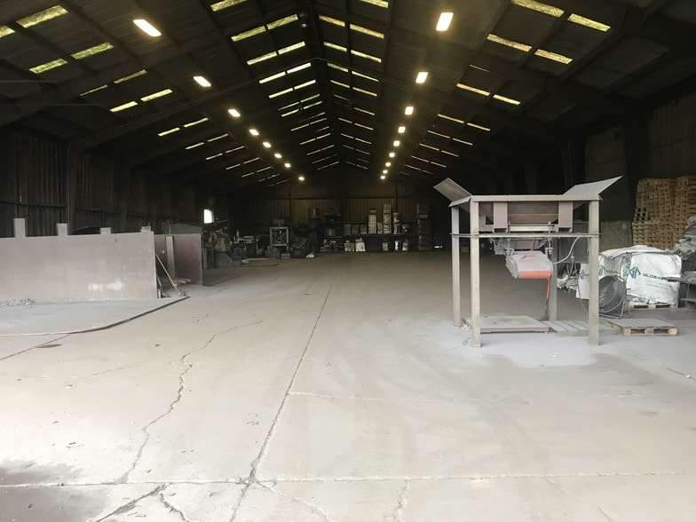 More Photos Of 3rd St, Braddock Manufacturing For Lease