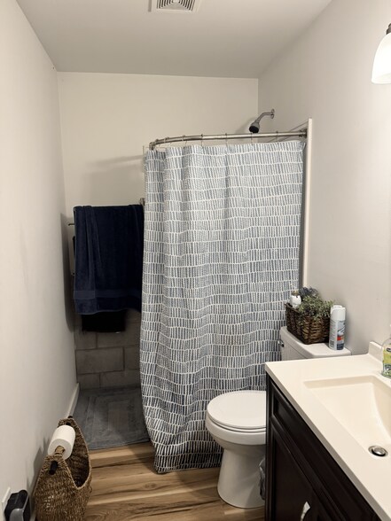 More Photos Of 5229 Augusta Hwy, Leesville Flex For Sale