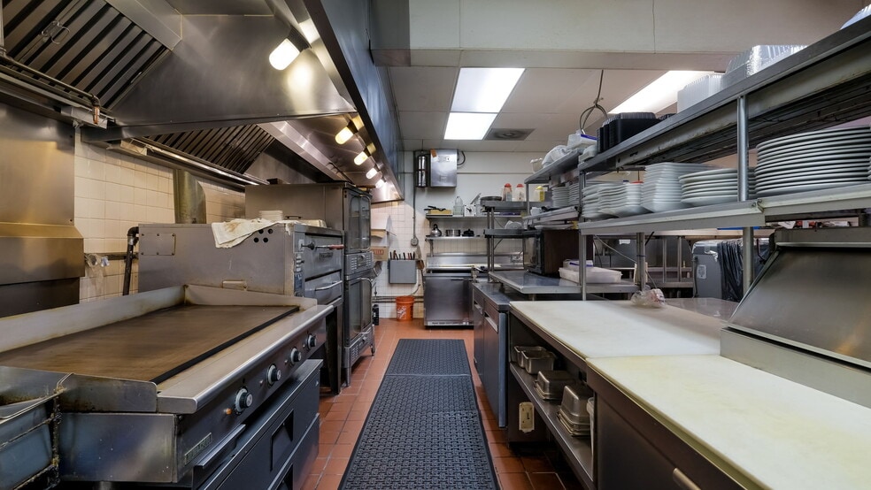 More Photos Of 1373 Easton Rd, Warrington Restaurant For Sale