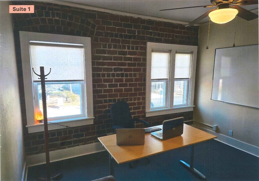 More Photos Of 645 Ohio St, Terre Haute Storefront Retail Office For Lease