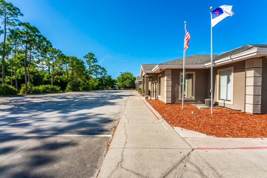 More Photos Of 1850 Clyde Morris Blvd, Daytona Beach Office For Sale