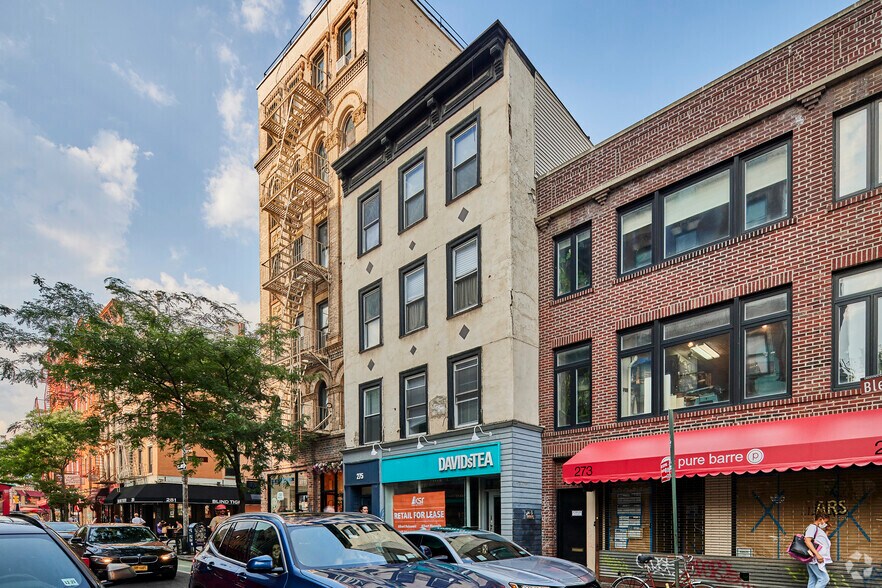 Primary Photo Of 275 Bleecker St, New York Apartments For Lease