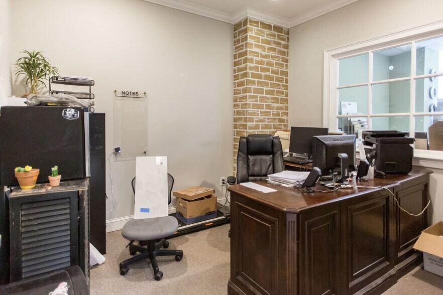 More Photos Of 3005 US Highway 84, Blackshear Storefront For Sale