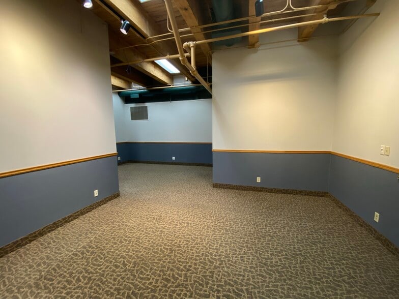 More Photos Of 413 Wacouta St, Saint Paul Office Residential For Lease