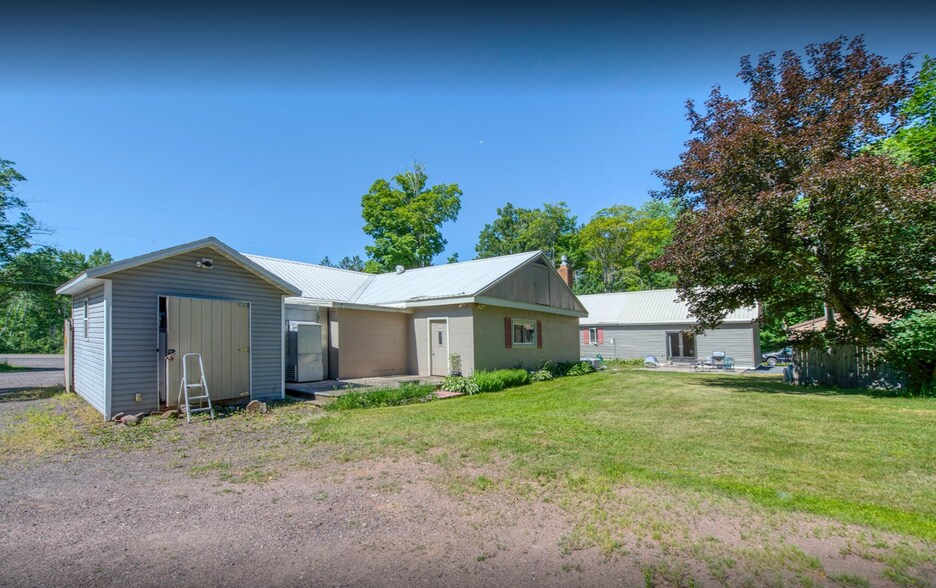 More Photos Of 6622 US-2 Hwy, Hurley Restaurant For Sale