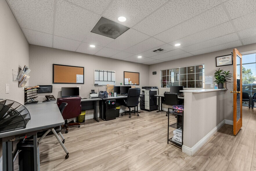 More Photos Of 3317 W Beverly Blvd, Montebello Office Residential For Sale