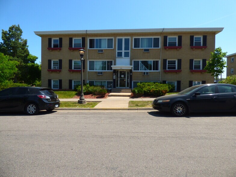 More Photos Of 458 English St, Saint Paul Apartments For Sale