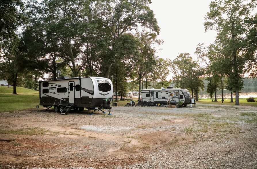 More Photos Of 469 James rd, Avinger Hotel For Sale