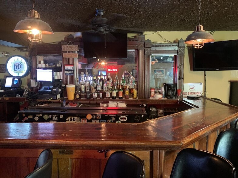 More Photos Of 4949 N Union Rd, Dayton Bar For Sale