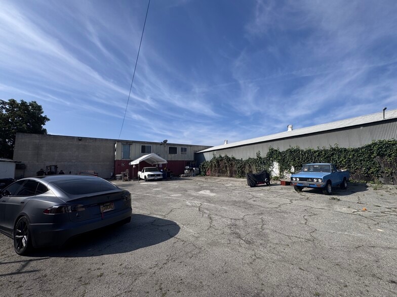 More Photos Of 11830 161st St, Norwalk Land For Sale