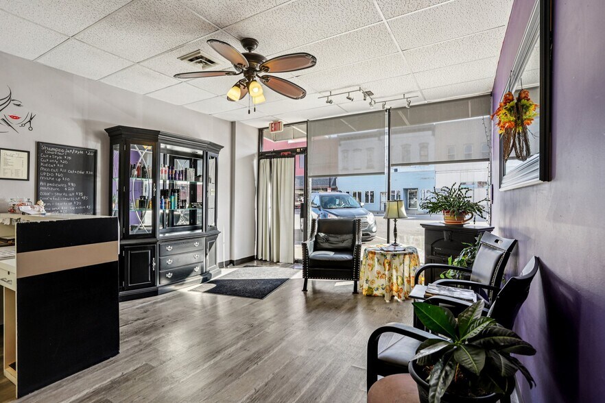 More Photos Of 209 N State St, Litchfield Storefront Retail Residential For Sale