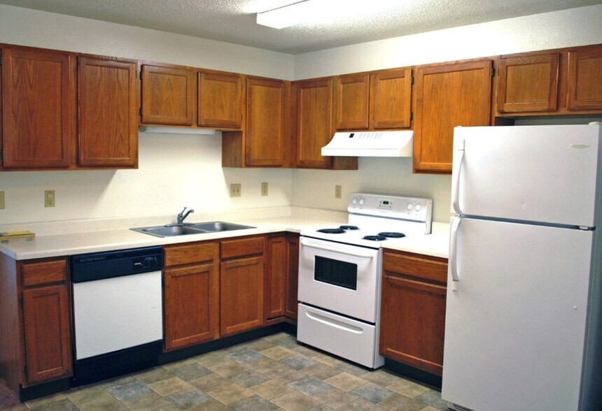 More Photos Of 1210 S Majestic View Pl, Sioux Falls Apartments For Sale