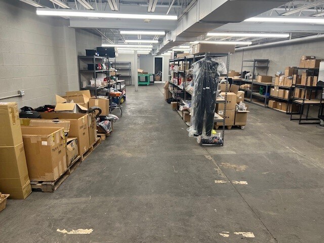 More Photos Of 1537-1545 Hansford St, Charleston Light Distribution For Lease