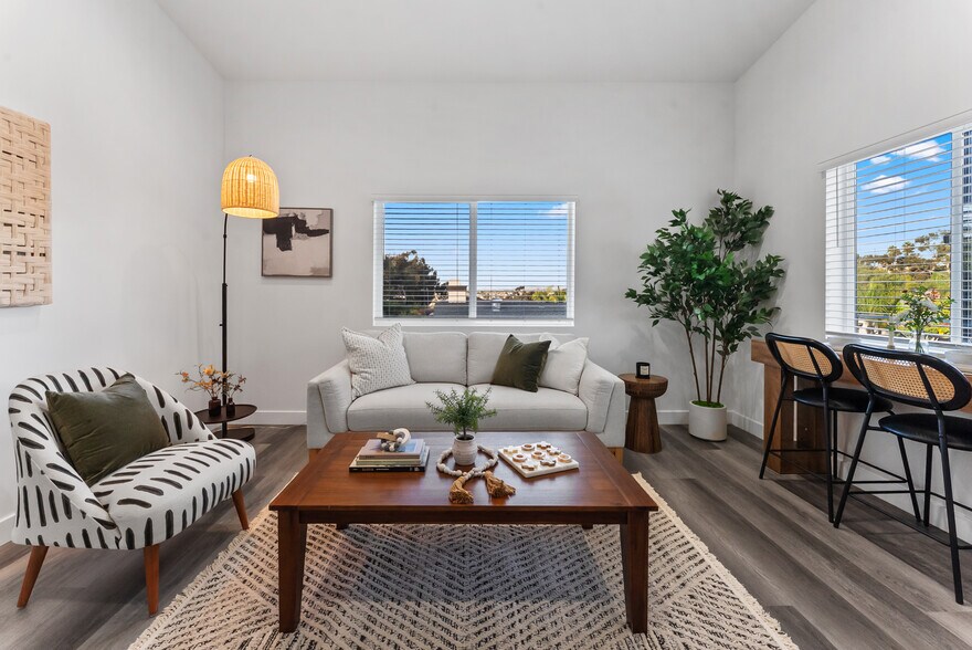 More Photos Of 832 Desty St, San Diego Apartments For Sale