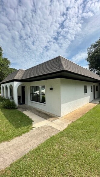 More Photos Of 1706 Riggins Rd, Tallahassee Medical For Lease