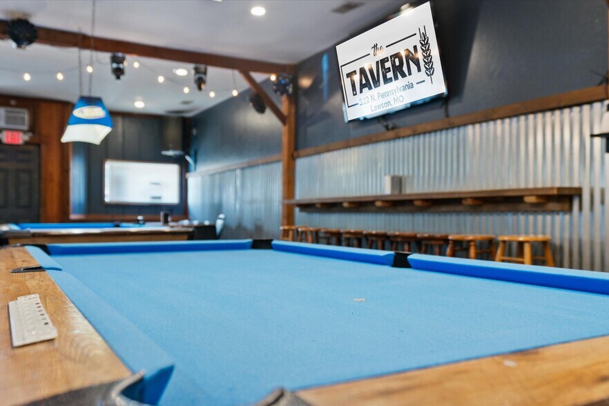 More Photos Of 322 N Pennsylvania Ave, Lawson Bar For Sale