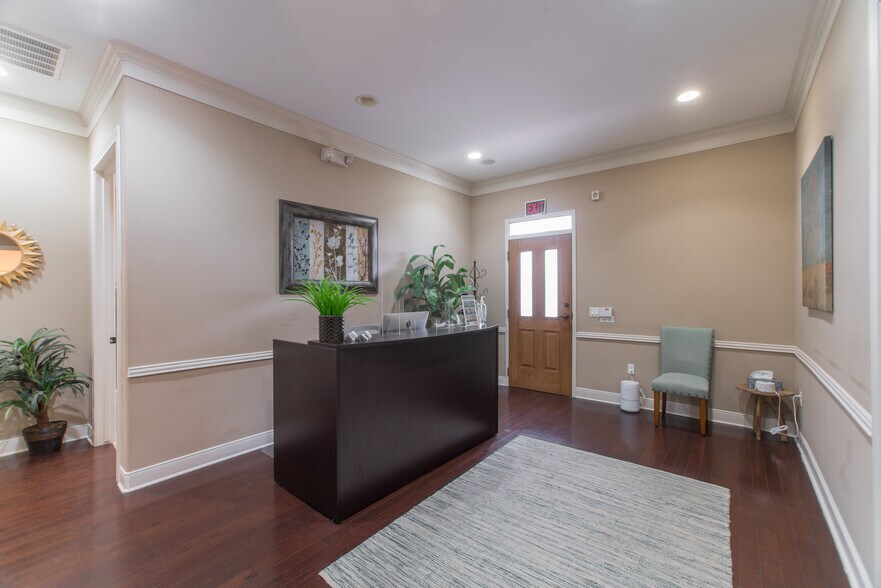 More Photos Of 4501 Cartwright Rd, Missouri City Unknown For Lease