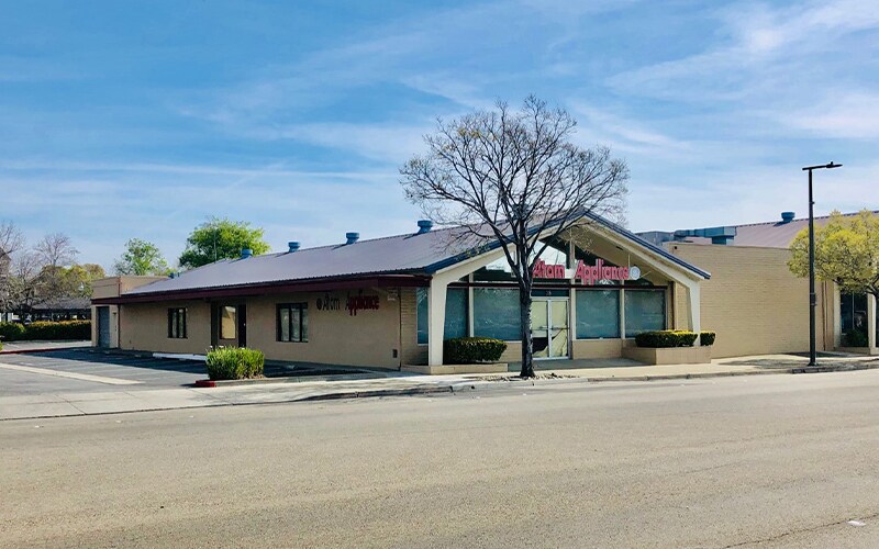 Primary Photo Of 28 S P St, Livermore Freestanding For Lease