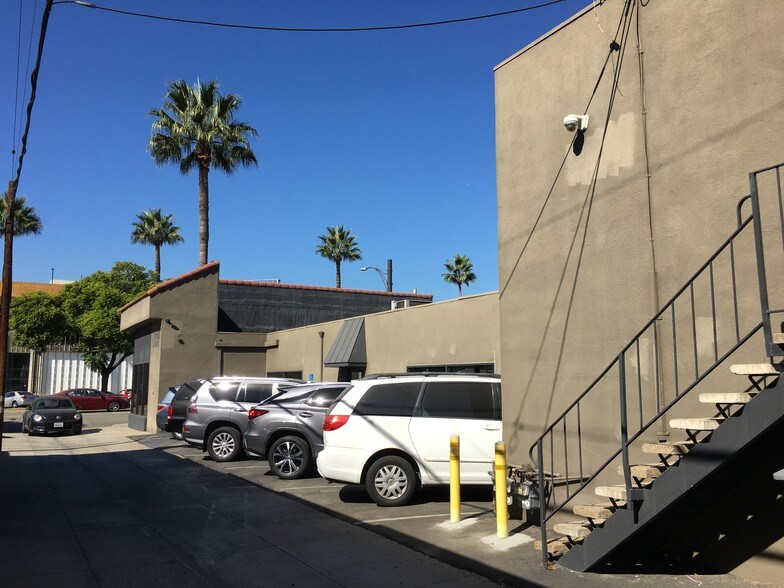 More Photos Of 1210-1212 S Brand Blvd, Glendale Office For Sale