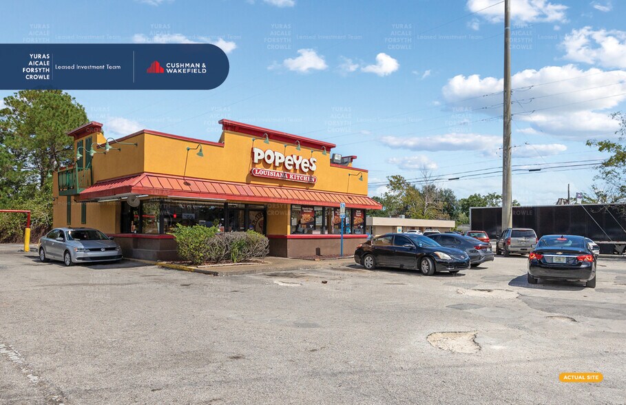 Primary Photo Of 5581 Soutel Dr, Jacksonville Fast Food For Sale