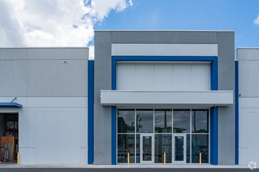 Primary Photo Of 5900 N Powerline Rd, Fort Lauderdale Warehouse For Lease