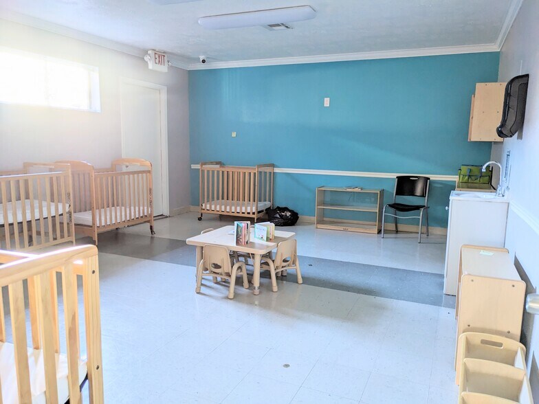 More Photos Of 3605 Amos st st, Houston General Retail For Lease