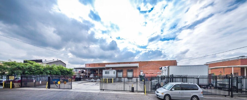 Primary Photo Of 1600 Naud St, Los Angeles Warehouse For Sale
