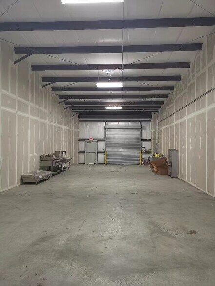 More Photos Of 12317 Bellaire Blvd, Houston Flex For Sale