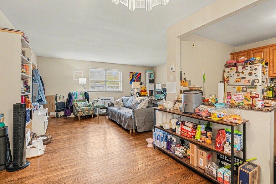 More Photos Of 107 Allison Rd, Oreland Office For Sale
