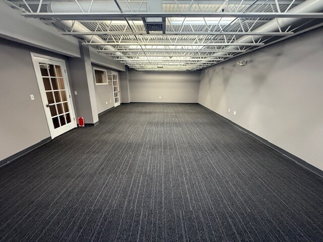More Photos Of 3850 Main St, Bridgeport Office For Lease