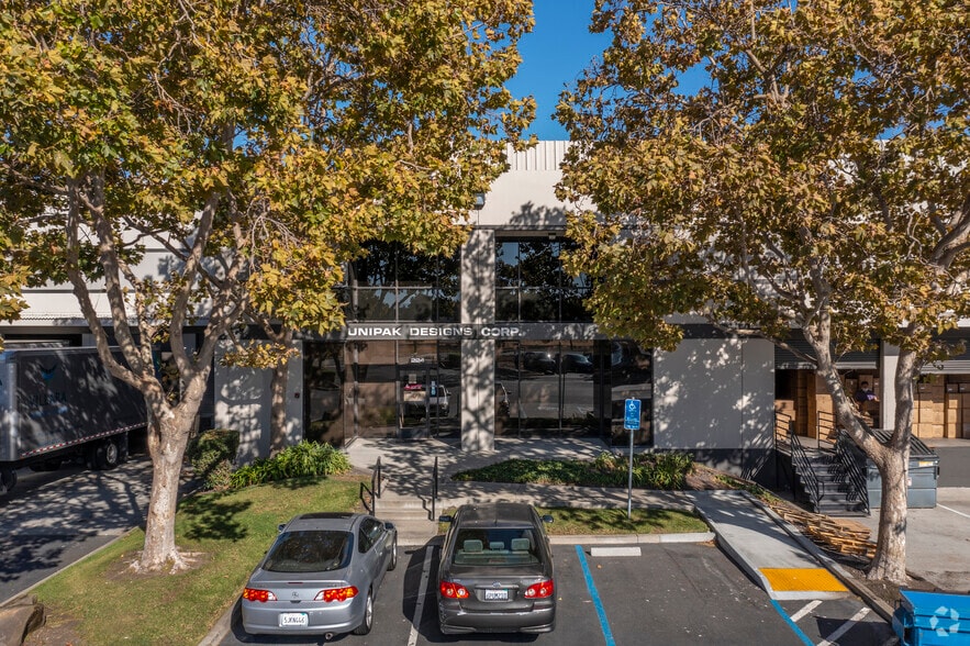 More Photos Of 200-230 Railroad Ave, Milpitas Unknown For Lease