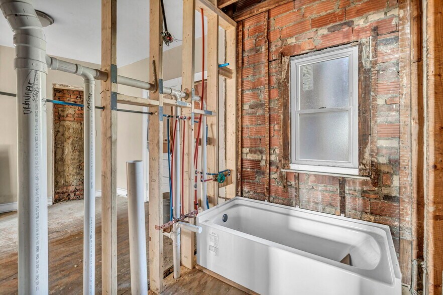 More Photos Of 12065 Edgewater Dr, Lakewood Apartments For Sale