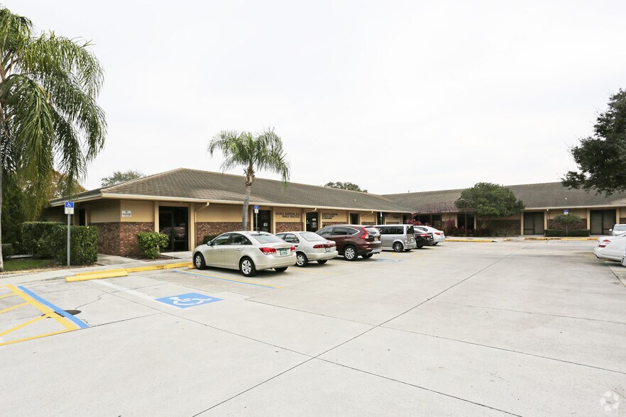 More Photos Of 4012-4020 Sawyer Rd, Sarasota Medical For Lease