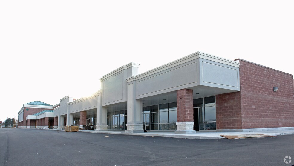 More Photos Of 116-228 E Chestnut Ave, Altoona Unknown For Lease