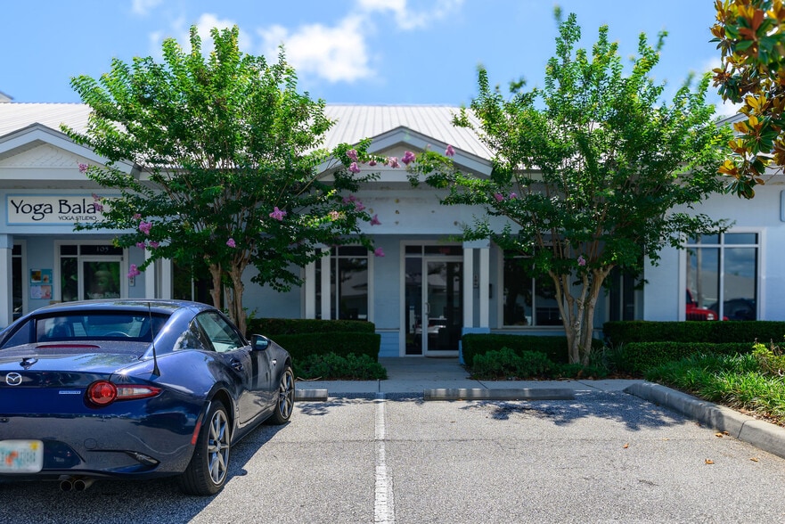 More Photos Of 4639 Clyde Morris Blvd, Port Orange Office For Lease