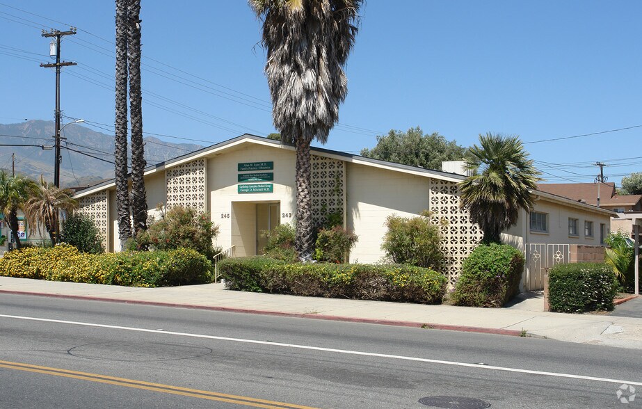 Primary Photo Of 243-245 N 10th St, Santa Paula Medical For Lease
