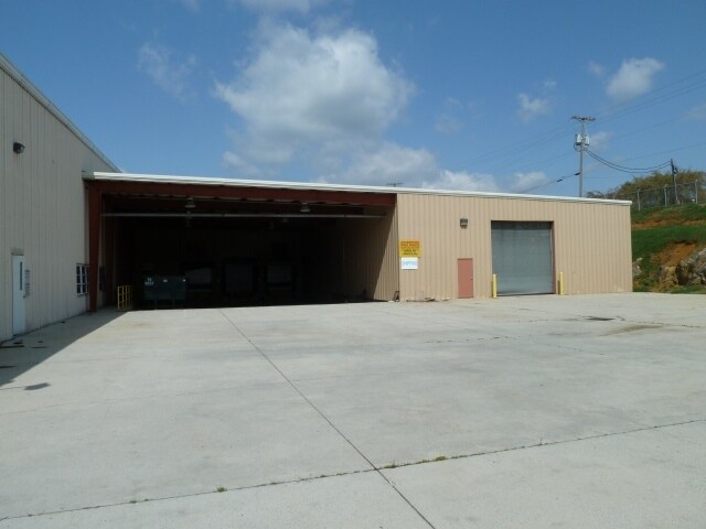 More Photos Of 345 E Marshall St, Wytheville Manufacturing For Lease