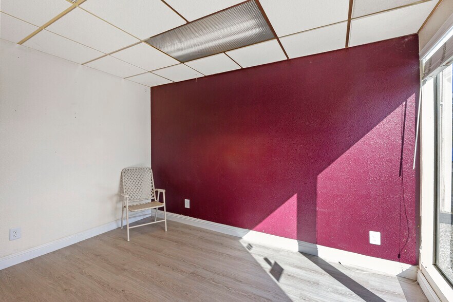 More Photos Of 4450 Enterprise St, Fremont Manufacturing For Sale
