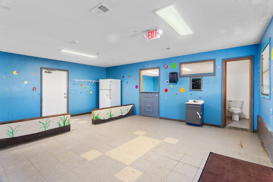 More Photos Of 406 S Main St, Archie Schools For Sale