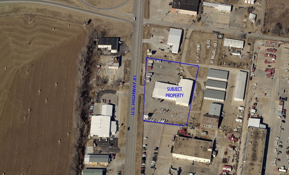 Primary Photo Of 1212 S Highway 81, Duncan Auto Dealership For Lease