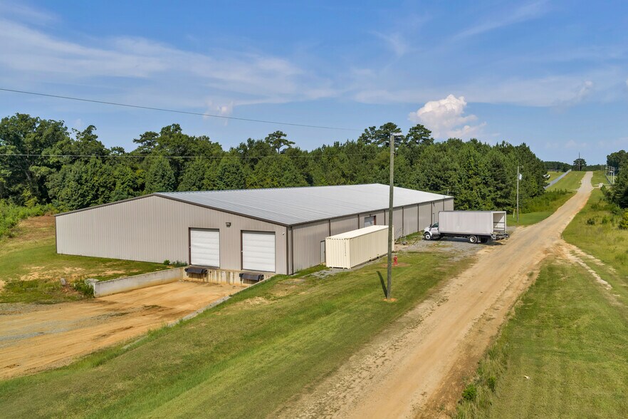 More Photos Of 368 Nike Rd, Jeffersonville Distribution For Lease