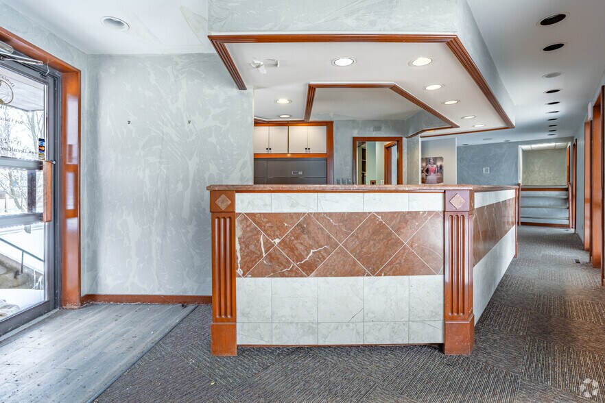 More Photos Of 505 Vistula St, Elkhart Medical For Sale