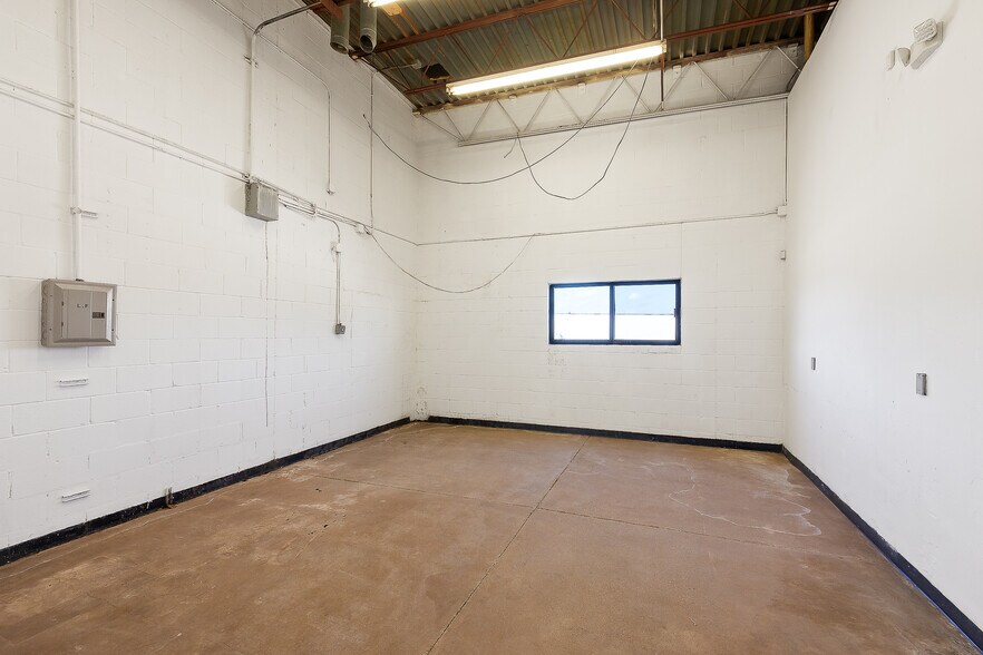 More Photos Of 700 W Sioux Rd, Pharr Warehouse For Sale
