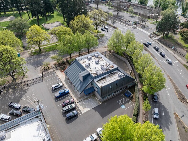 More Photos Of 235 Union St NE, Salem Office For Sale