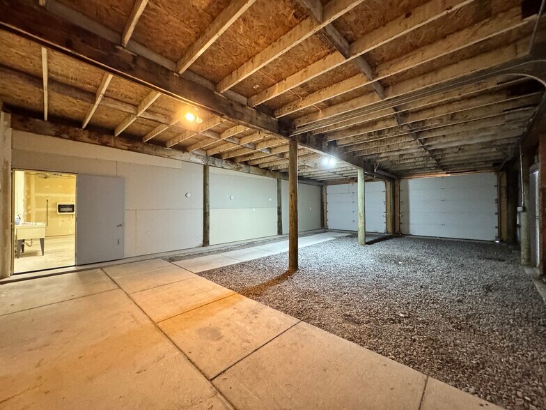More Photos Of 530 N Broadway Ave, Riverton Mixed Retail For Sale